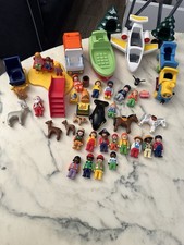 GROS LOT FIGURINES  PLAYMOBIL