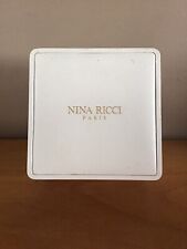Ecrin blanc pour montre Nina Ricci