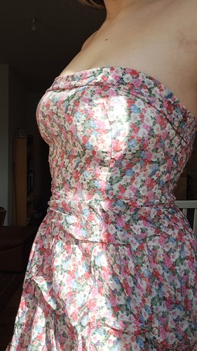 Robe bustier fleurs neuve - robe,