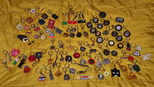 Lot porte clés automobile - 90,