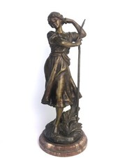 LUCA MADRASSI 1848- 1919 STATUE BRONZE -  FEMME PAYSANNE - H 57 cm -PATINE BRUNE
