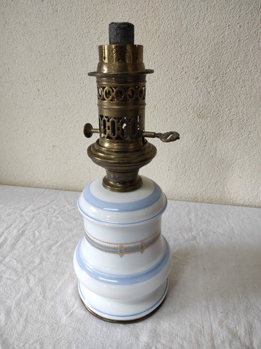 Ancienne lampe pétrole en - ancienne,