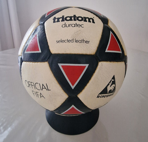 Coq sportif ball triatom - le,