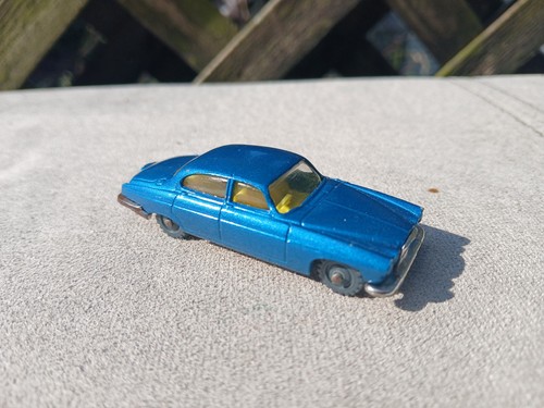 Vintage husky jaguar 10 - mk,