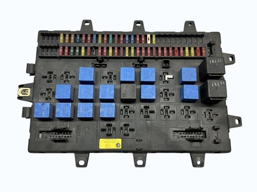 Fuse box 5010428876 - , renault