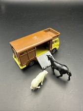 Majorette Serie 200 Camion Mercedes Bétaillère Réf 254 Etat Neuf . Vache/ Cheval