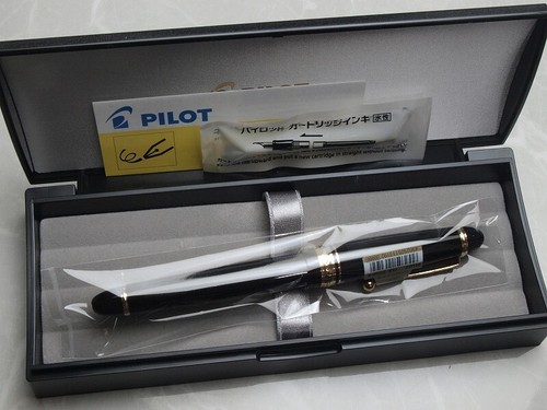 Pilot custom 743 - fp,