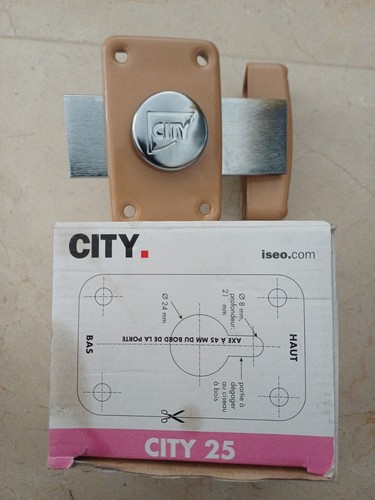 Verrou applique bouton - à,