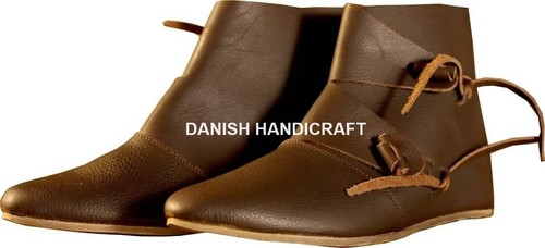 Paire bottes médiévales - paire,