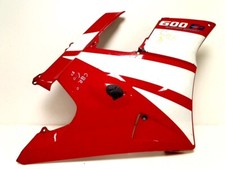 64300-MV9-0000 carénage droit