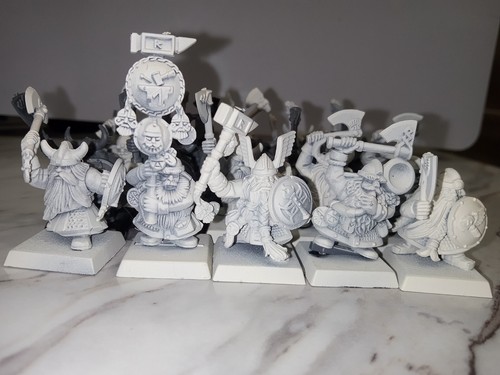Warhammer fantasy dwarf - warhammer,