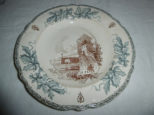 Rare ancienne assiette demi - assiette,