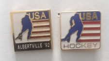 2 Pin's  HOCKEY JO ALBERTVILLE
