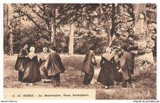 ATQP8-0667-18 - AU BERRY - La moutonnière danse berriehonne