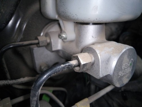 Pompe frein 2491308 pour - /,