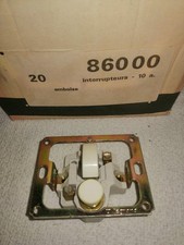 Legrand lot de 5 anciens inter