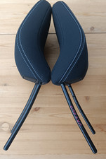 2 appuie-tête siege avant DACIA DUSTER II 2 tissu noir avec coutures