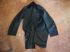 redingote queue de pie ayant appartenu au comte de Talleyrand vers 1825-30