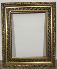 Cadre ancien 4F sculpté