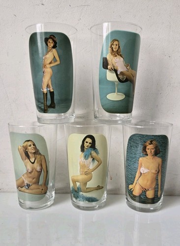 Anciens verres pin nues - up,