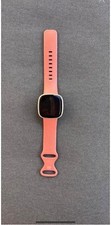 montre connectée Fitbit Versa 3 