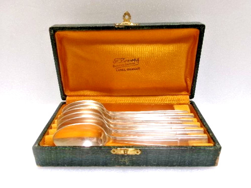Coffret petites - de, 6