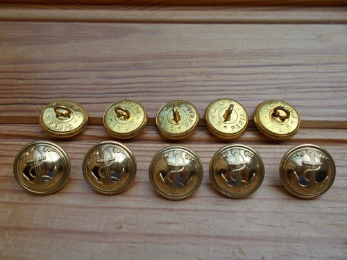 Lot boutons bombés - lot,
