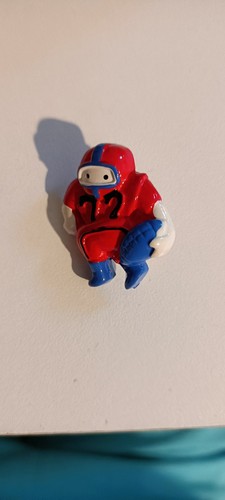 Pin vintage joueur football - pin's,
