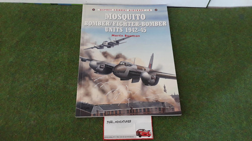 Livre sur aviation mosquito - livre,