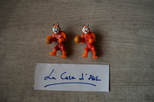 Lot deux figurines - lot,