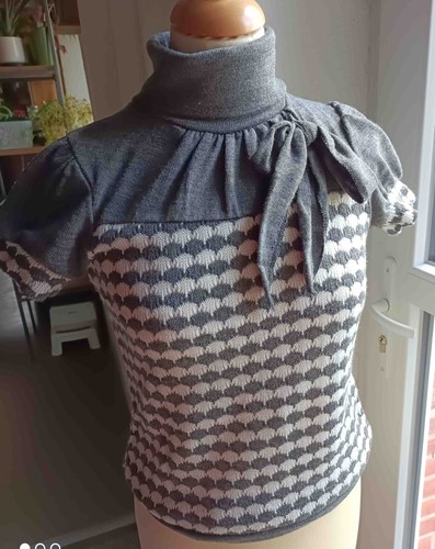 Pull manches courtes col - courtes,