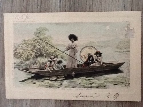 Illustree fleurs mai femme - cp,