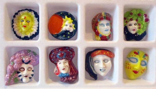Fèves brillantes masques de - brillantes,