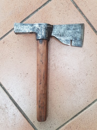 Ancienne hache marteau - hache,
