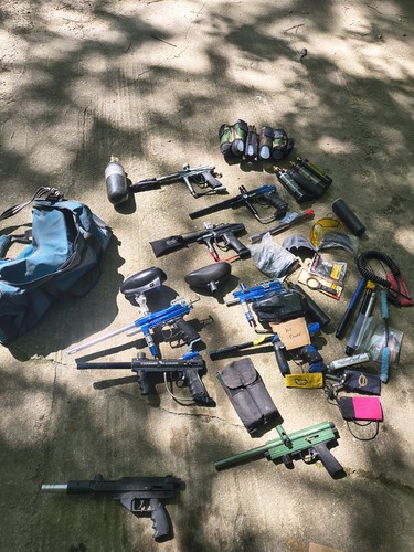 Paintball gun lot - 9,