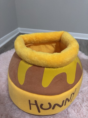Winnie the pooh honey - winnie,