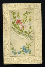 CPA  CARTE BRODEE  FLEURS  non