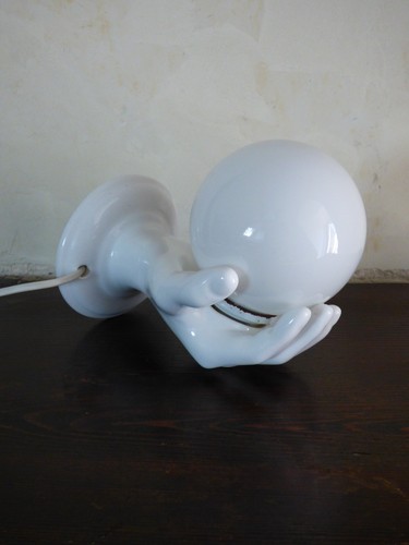 Lampe applique main - , en
