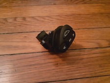 interrupteur commutateur volant info SRC NISSAN ALMERA 2 N16 OE 54355381P1