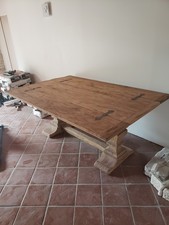 Table monastère ancienne