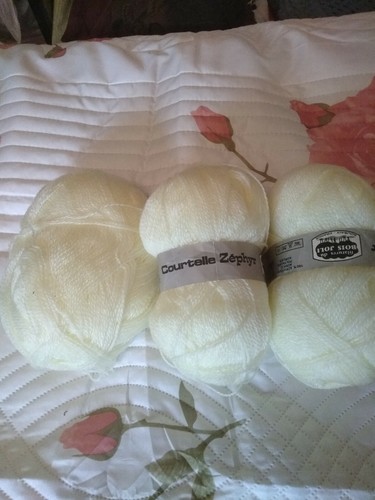 Idéal layette lot 2 - :, de