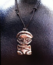 COLLIER PENDENTIF AFRICANISTE
