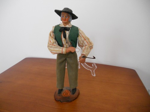 Vintage signed santon argile - signed, d'argile