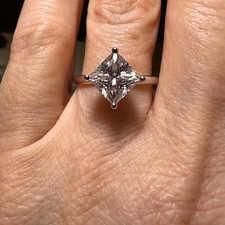 Bague de fiançailles en