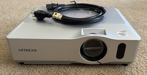 Hitachi x400 lcd 3000 - hitachi,