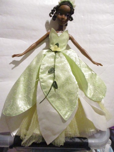 Poupee disney tiana et - poupee,