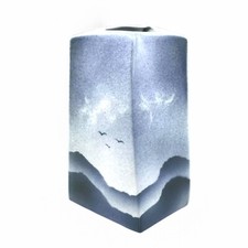 Vase forme libre Virebent – design Yves Mohy – vol d’oiseaux – bleu – 20 cm