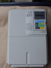 Variateur de fréquence Omron Yaskawa 400V - 15Kw,  NEUF. 