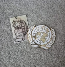 Insigne de béret ONU organisation des nations unies sans marque