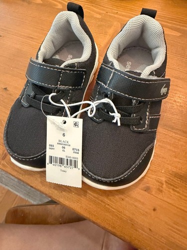Little boys see kai run - little,